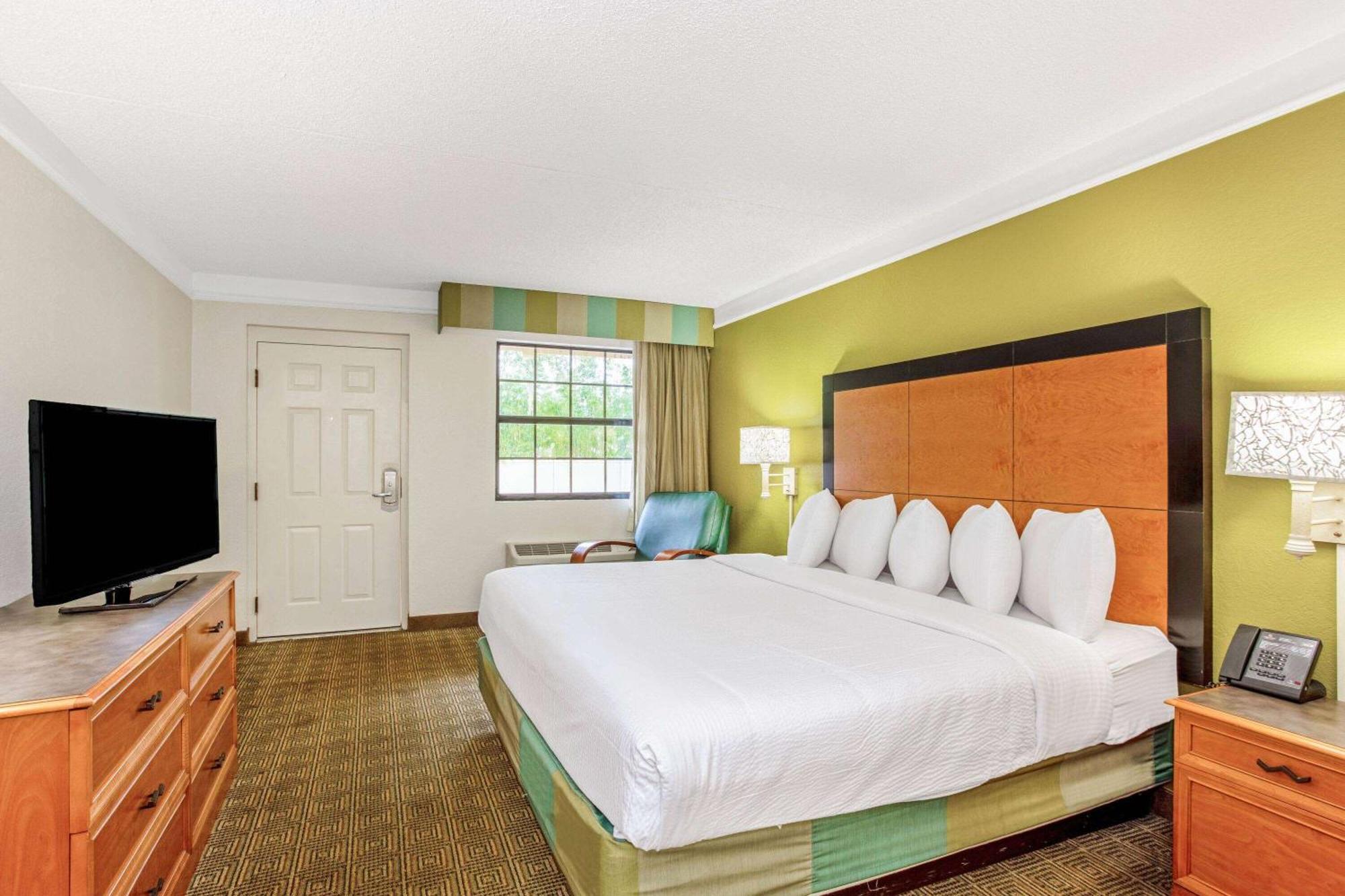 La Quinta Inn By Wyndham Orlando Airport West Eksteriør billede
